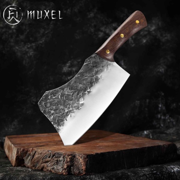 Cleaver and butcher's knife Based on the Serbian full tang cleaver Stainless steel forged very sharp with leather case